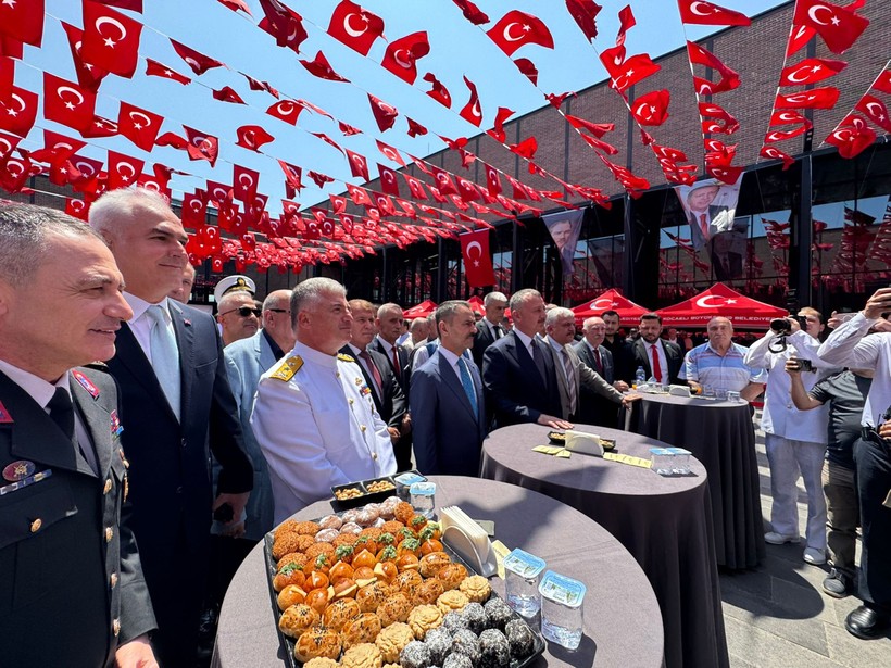41’inci bayramlaşma sönük geçti