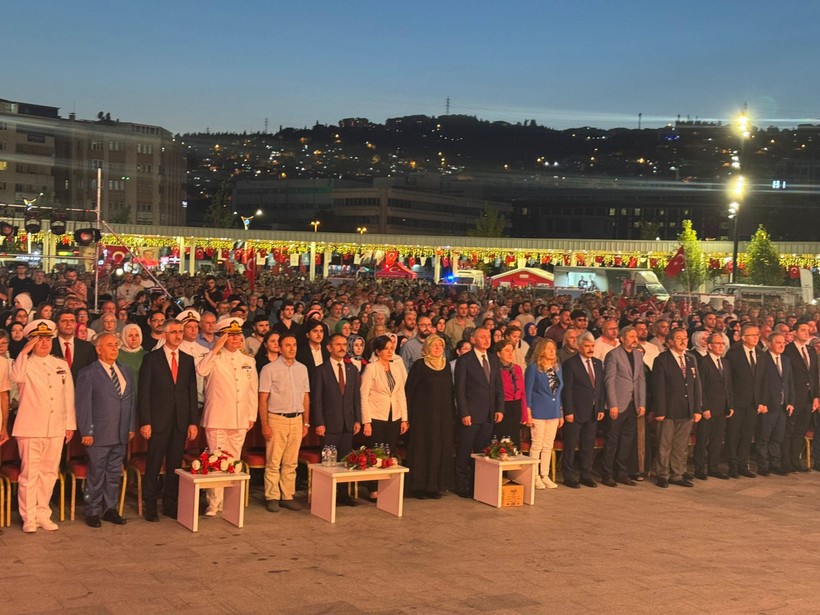 Büyükakın 15 Temmuz anmasında: Meydanlar dolmaya devam edecek