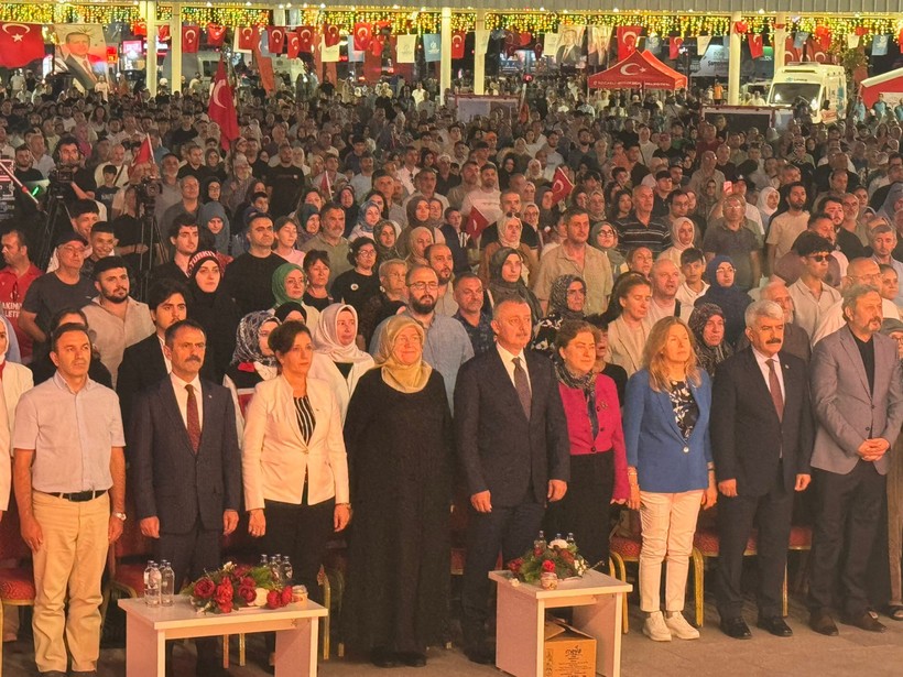 Büyükakın 15 Temmuz anmasında: Meydanlar dolmaya devam edecek
