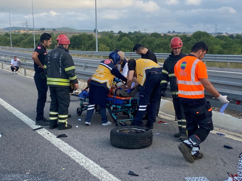 Kuzey Marmara Otoyolu'nun Kocaeli geçişinde feci kaza: 1 ölü, 4 yaralı