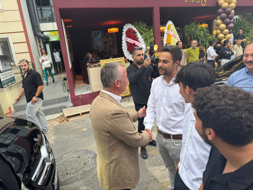 Protokol bu açılışa akın etti, İzmit’e iddialı mekan: Mplus Garden