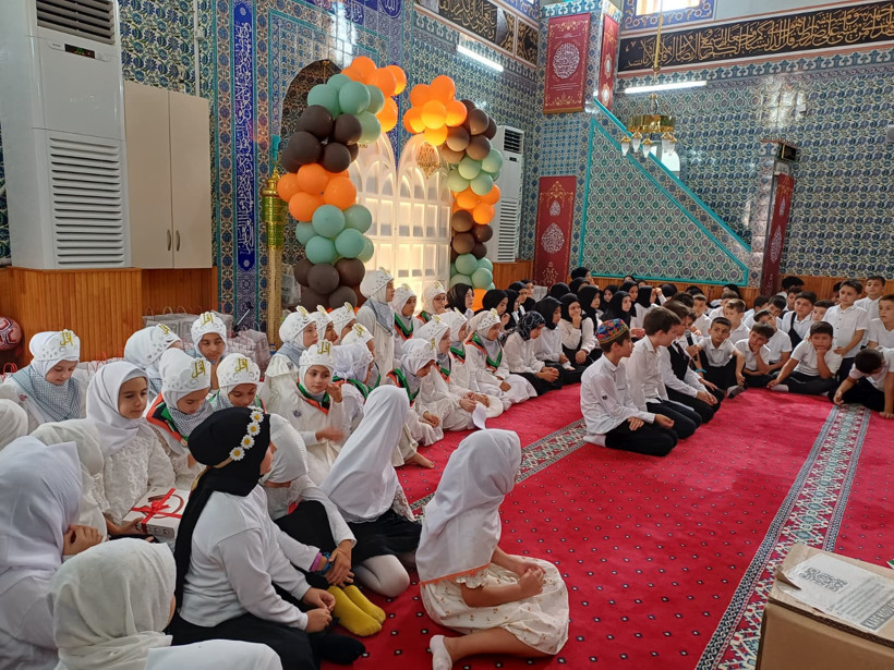 Kur’an kursuna katılan 160 öğrenciye ödül dağıtıldı