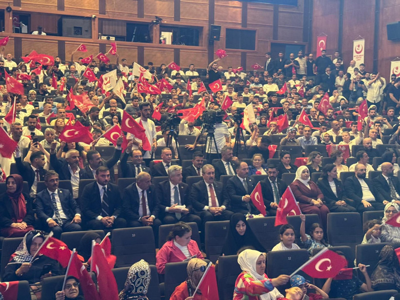 Hocadan Atatürk’e rahmet yok!