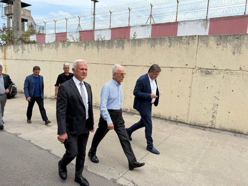 CHP’liler, Kandıra’ya gelen eski genel başkanlarını karşıladı