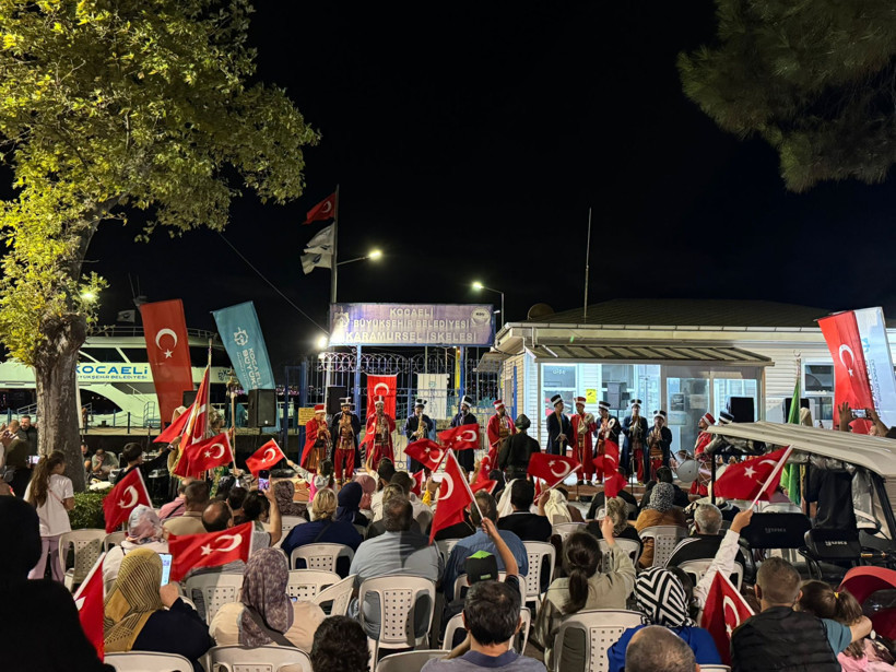 Karamürsel’de unutulmaz gece yaşattılar