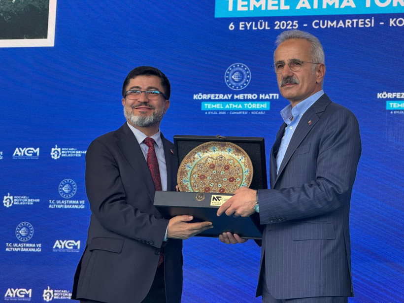 İşte metro detayları: Bakan Uraloğlu, Kocaeli’nin raylı sistemini tek tek anlattı
