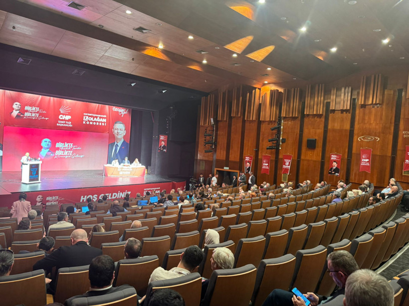 CHP’nin iktidar olduğu ilçede salon bomboş
