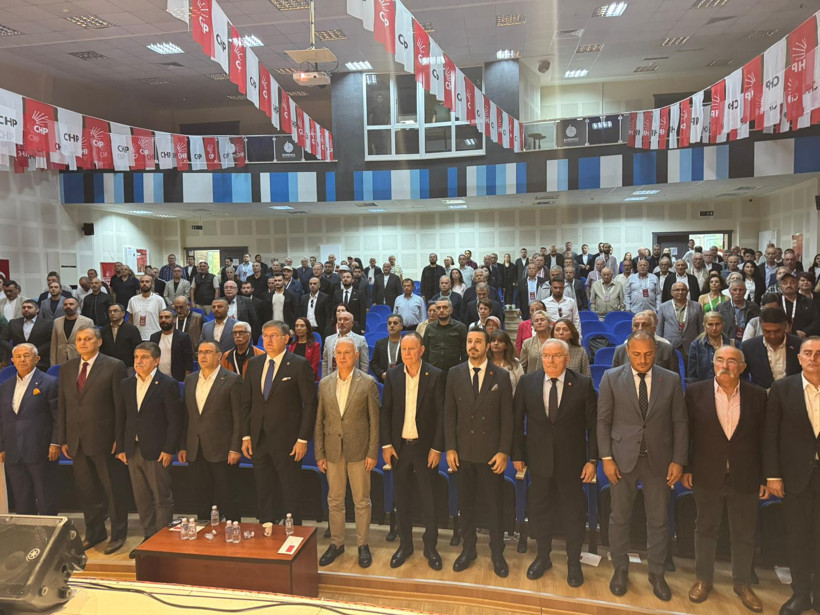 Sarı: Hırsızlar bize ahlak dersi vermeye çalışıyor!