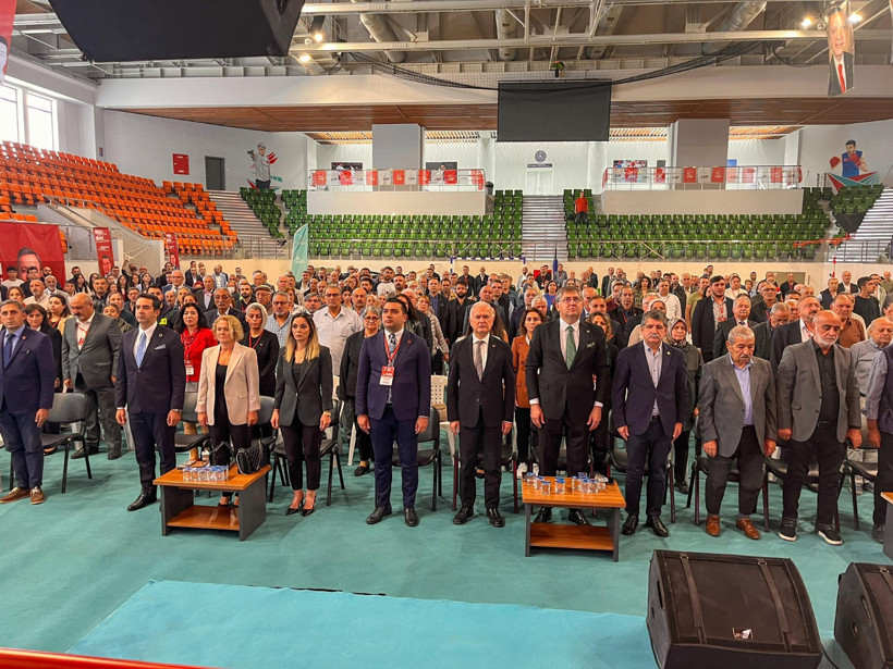 CHP Darıca Özaltan yeniden başkan seçildi