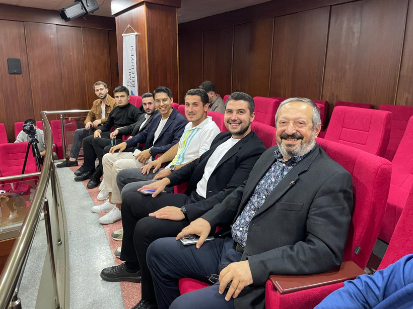 MHP'liler İzmit meclisini es geçmiyor