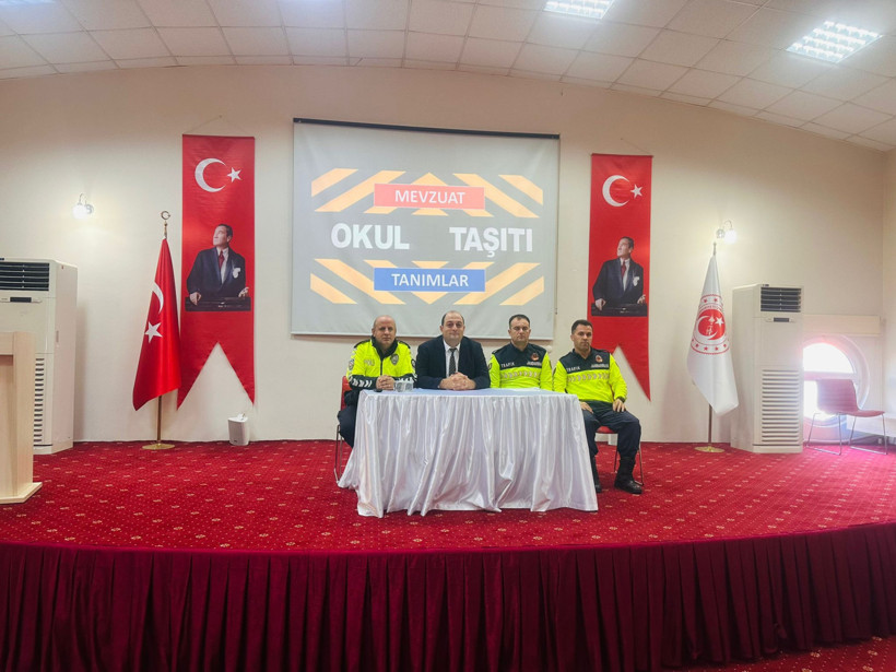 İzmit'te servis şoförlerine eğitim verildi
