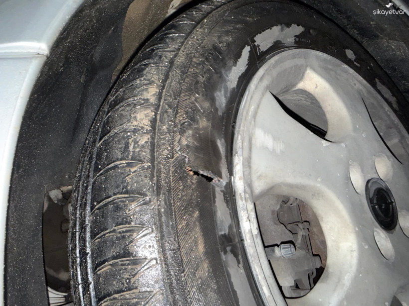 Kocaeli’deki caddede sürücü ve hamile eşi kabusu yaşadı!