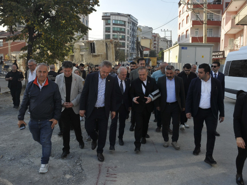 CHP’liler önce taziye ardından incelemelerde bulundular