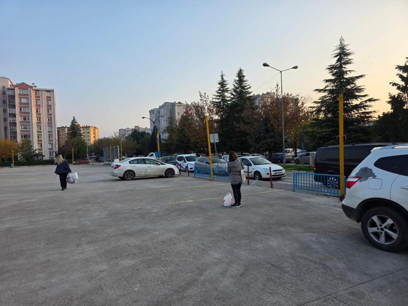 Yahya Kaptanlılar ateş püskürüyor. Paralı oldu bomboş kaldı!