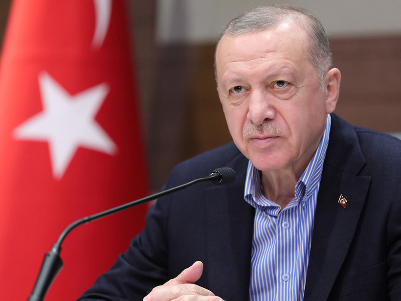 Erdoğan: Atatürk'e yönelik hakaretamiz ifadelere karşıyız