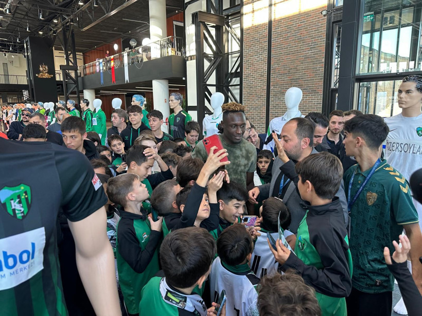 Galatasaray’ı yıkan Agyei’ye büyük ilgi!