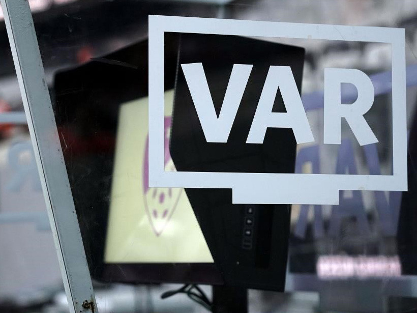 VAR kayıtları açıklandı: İki kırmızı kartta VAR müdahale etti!