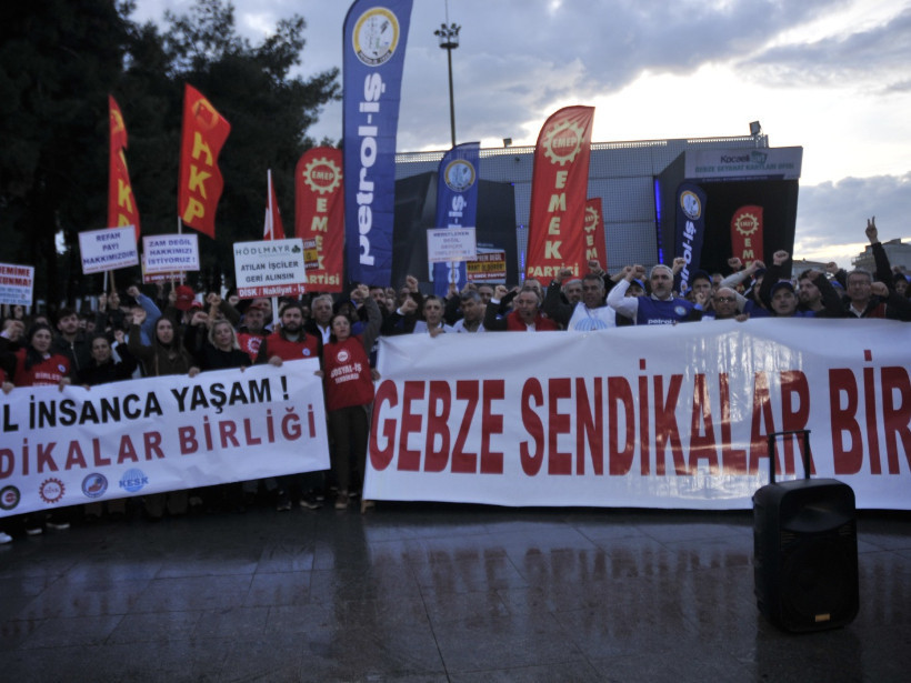 Gebze Sendikalar Birliği asgari ücret için alana indi