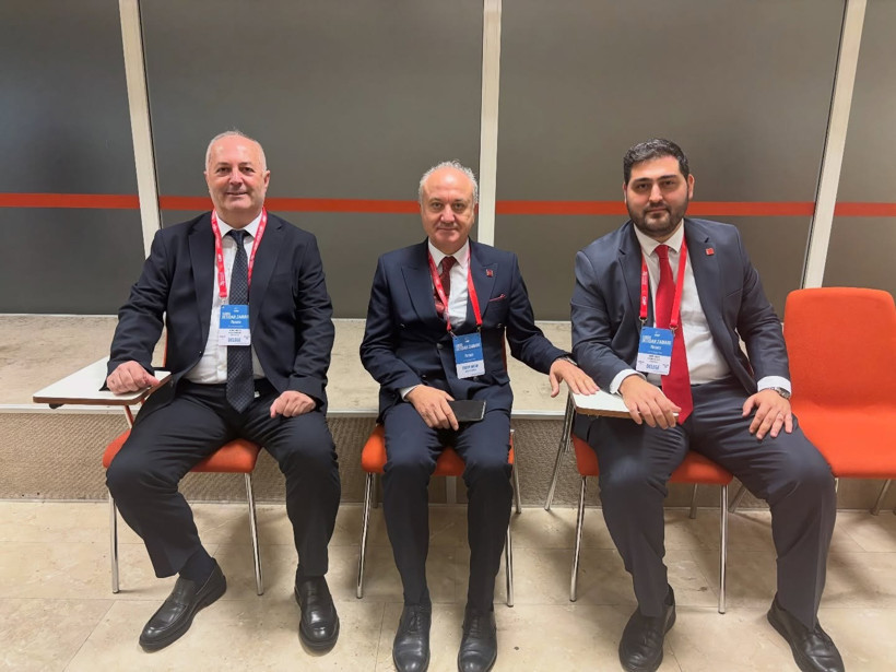 Hürriyet ve Arcan, Küçük ile büyük oynuyor!