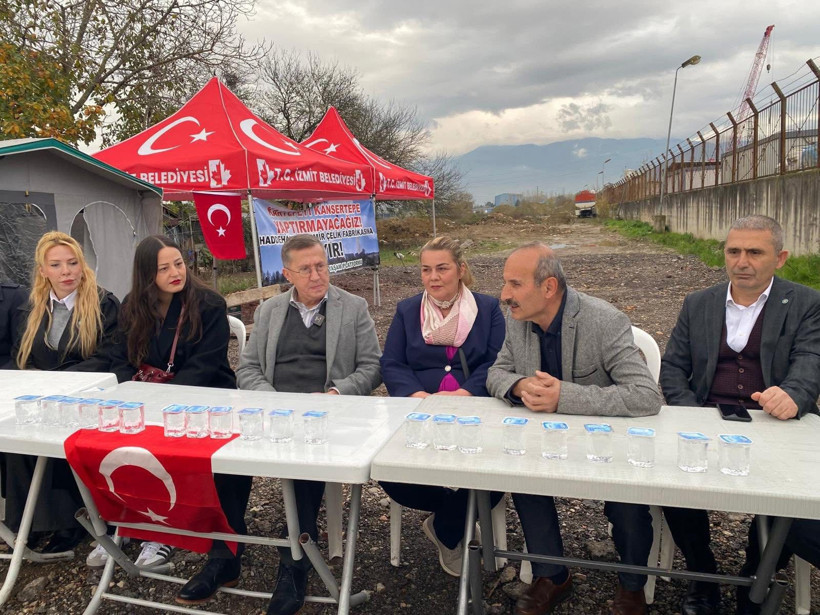 Kartepe’de haddehane direnişine omuz verdiler