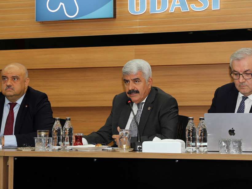 Kocaeli'de 17 özel hastane temsilcisi AKP'li Hülagü'ye taleplerini iletti!