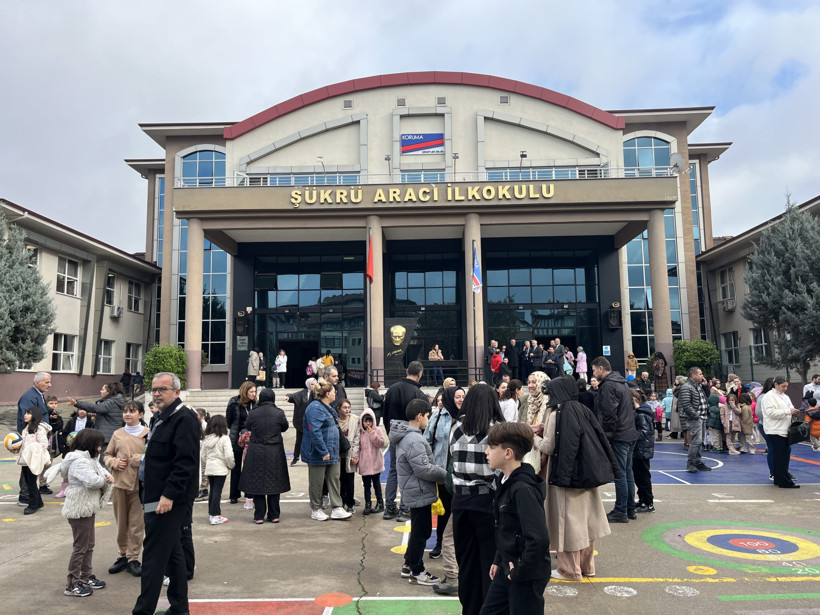 Kocaeli'de ilkokulda yangın paniği