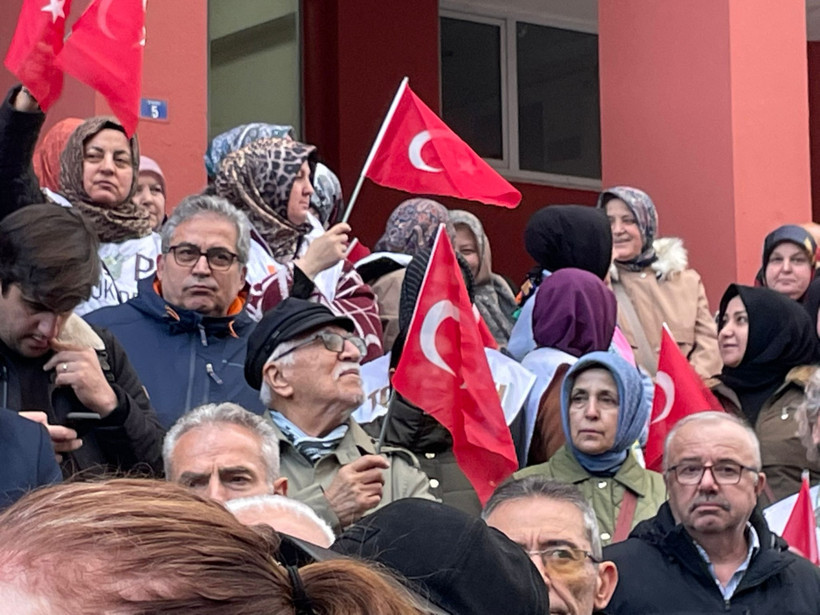 İptal başvurusu geldi: Kandıralılardan adliye önünde eylem!