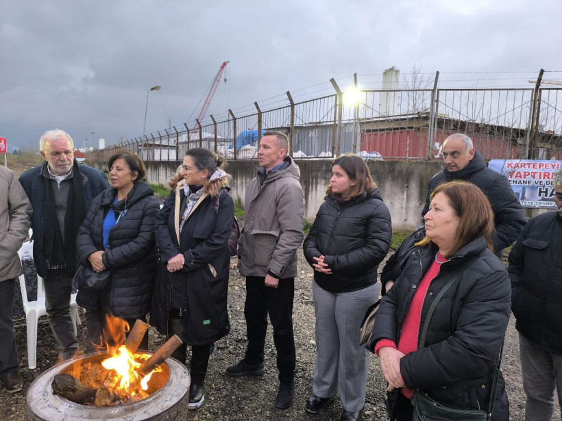 CHP’liler haddehane nöbetine gitti