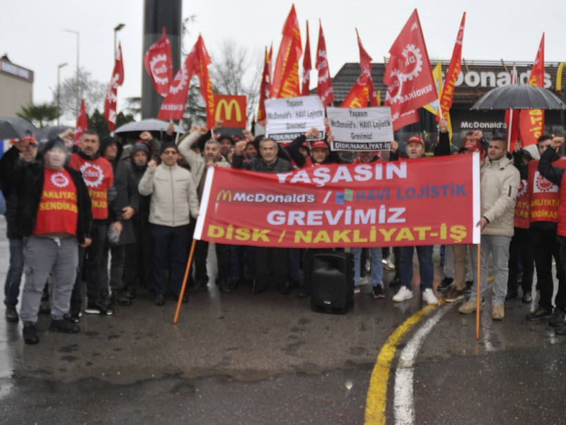İşçiler, McDonald’s’ı boykota çağırdılar
