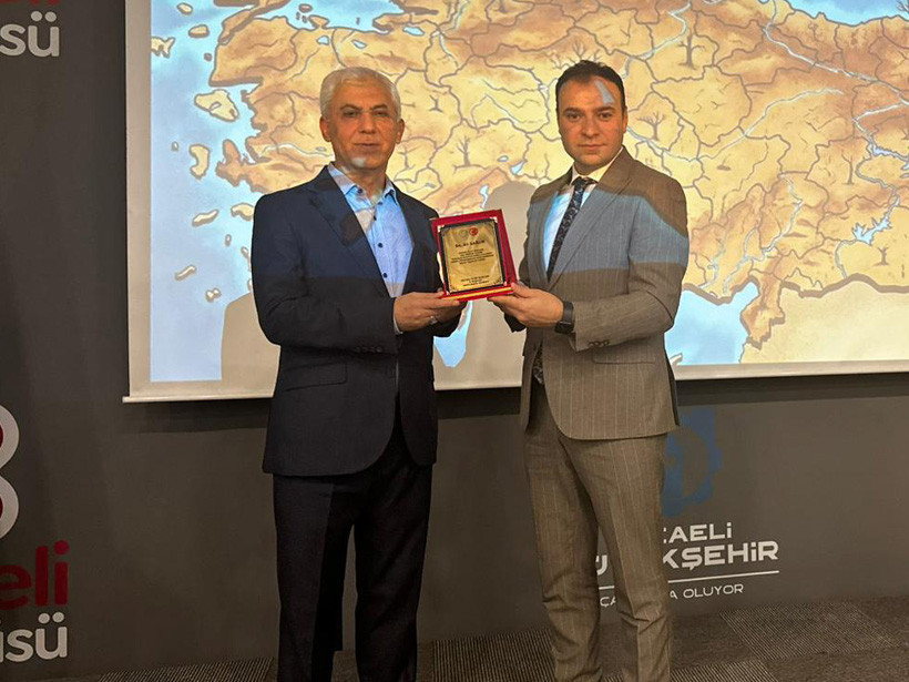 Ali Sağlık’tan Ülkücülere seminer