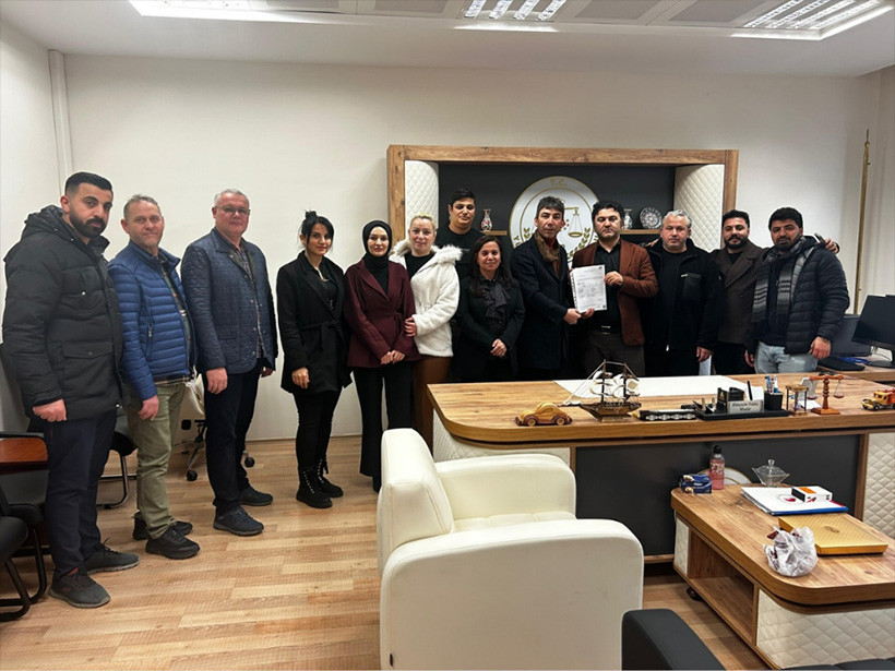 Metin Yaşar mazbatasını aldı