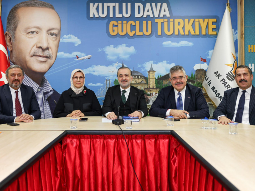 İktidar olmak için kendilerine değil, zor zamanlara güveniyorlar