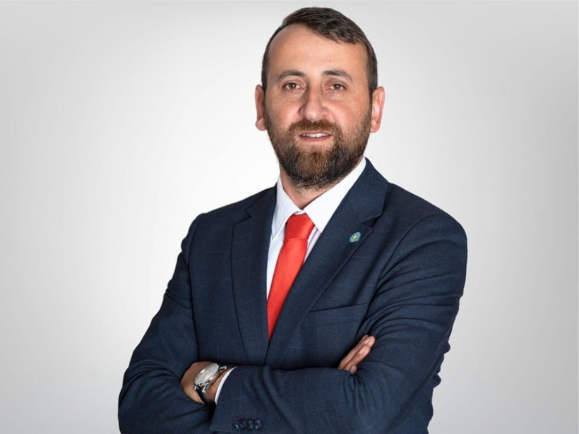 Yazdı yazdı sildi! Ülkücülerin tepkisi R yaptırdı