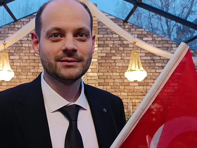 Alman damadın Türk bayrağı hassasiyeti