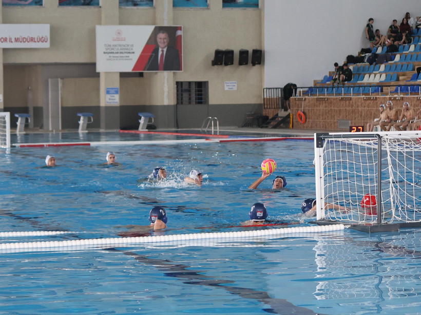 Türkiye su topu şampiyonası heyecanı başladı