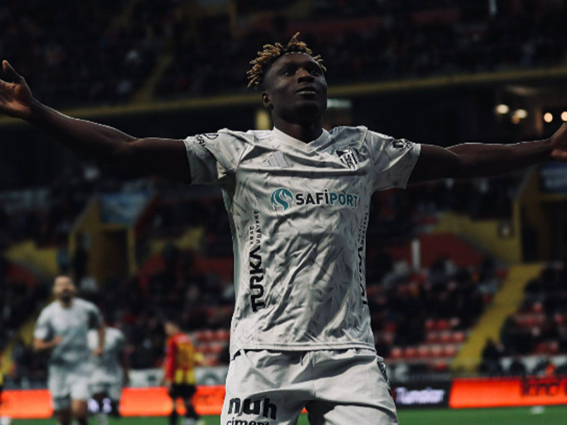 Agyei'den duble! Deplasmanda Kayserispor'u 2-1 ile geçtik