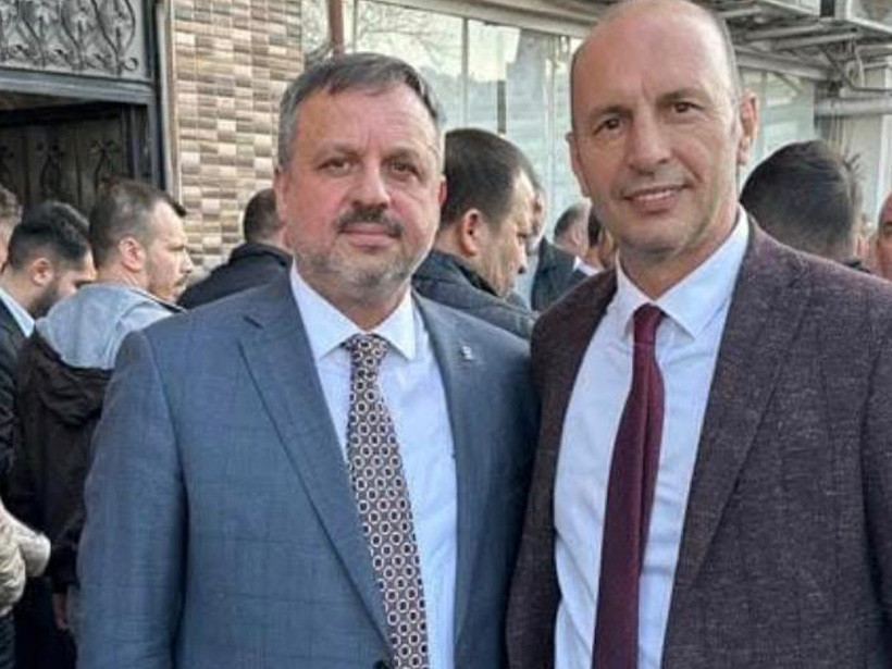 Vedat Yoldaş da bıraktı: AKP İzmit’te görevden affını isteyenler oldu!