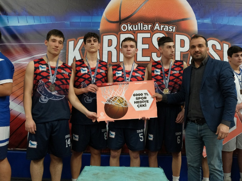 "Kardeş Pası" basketbol şampiyonasında ödüller sahiplerini buldu
