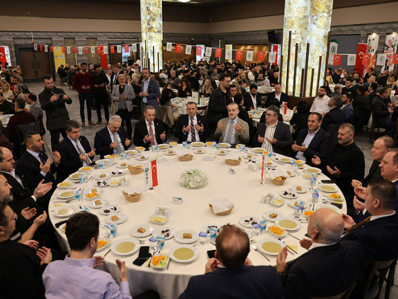 AKP’liler Kocaeli’de Ramazan’ı boş geçmiyor