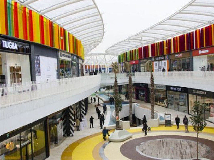 41 Burda AVM’de Zeminle İlgili Dikkat Çeken İhbar