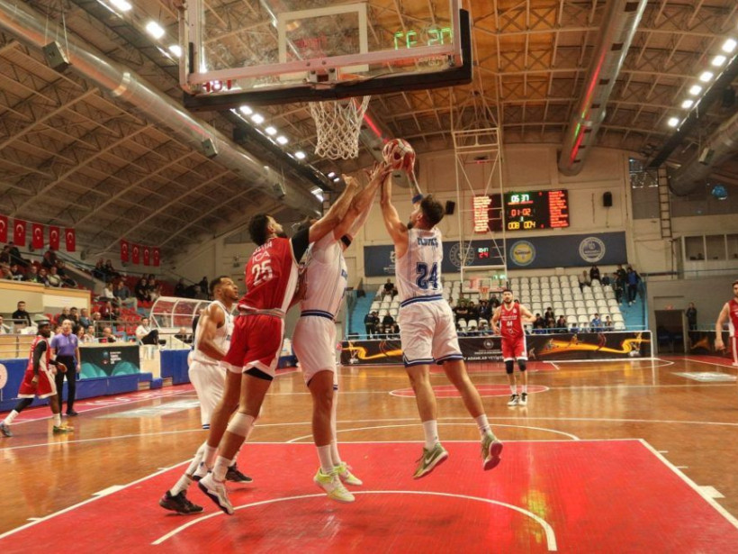 Kağıtspor dün deplasmanda Cedi Osman Basketbol'a kaybetti