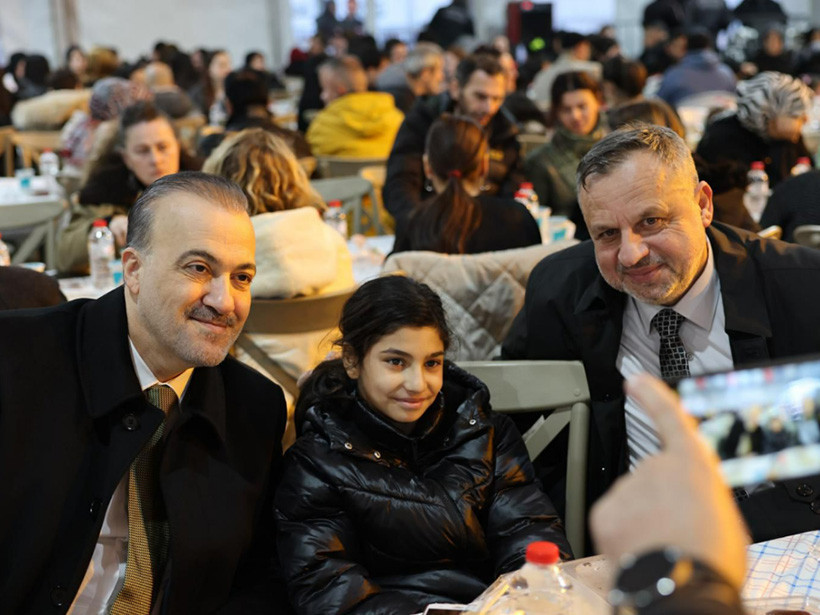 Talus orucunu büyükşehirin çadırında açtı