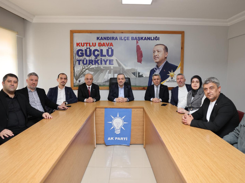 AKP’li başkana ilk toplasında Talus eşlik etti