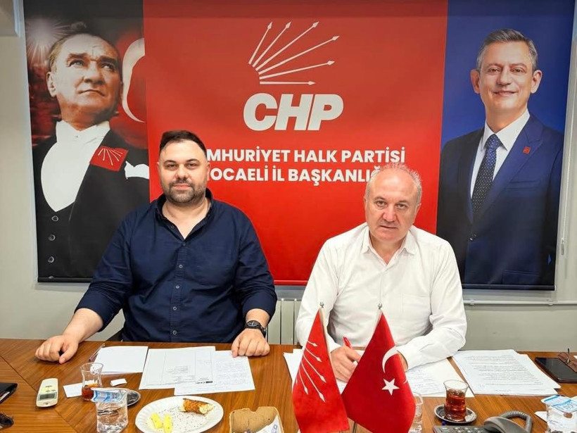 CHP’de ilçe başkanları fire vermedi