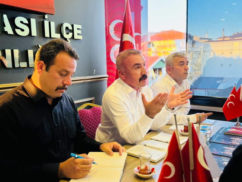 12'sinden istifa istenmişti: MHP'de 4 il&ccedil;e başkanı yerini koruyor