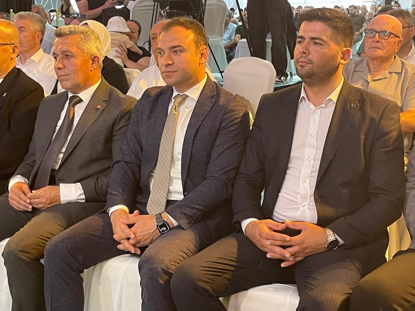 12'sinden istifa istenmişti: MHP'de 4 il&ccedil;e başkanı yerini koruyor