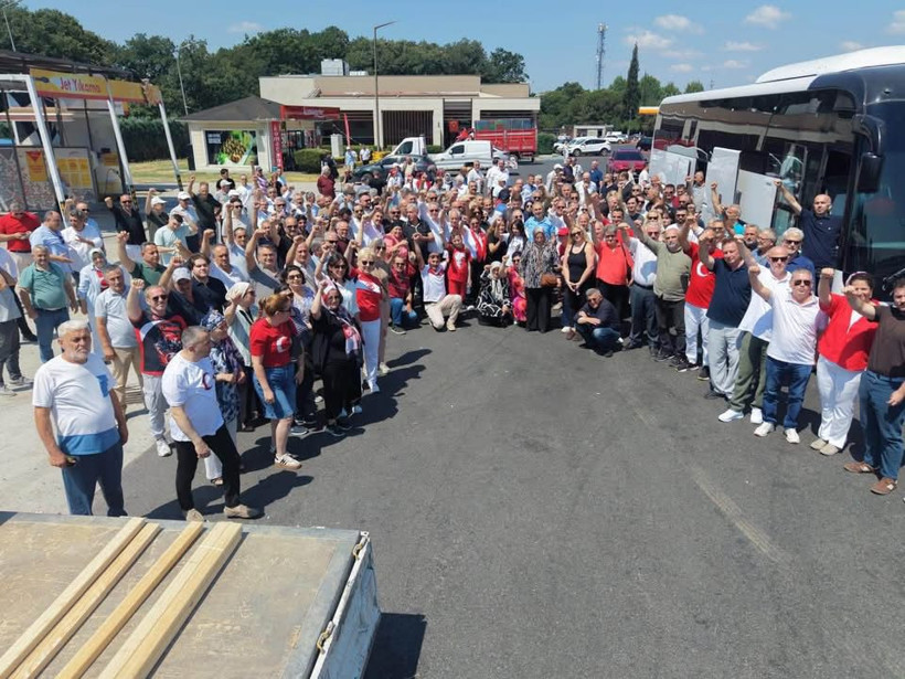 Kocaeli&rsquo;den otob&uuml;s otob&uuml;s Tandoğan&rsquo;a gittiler