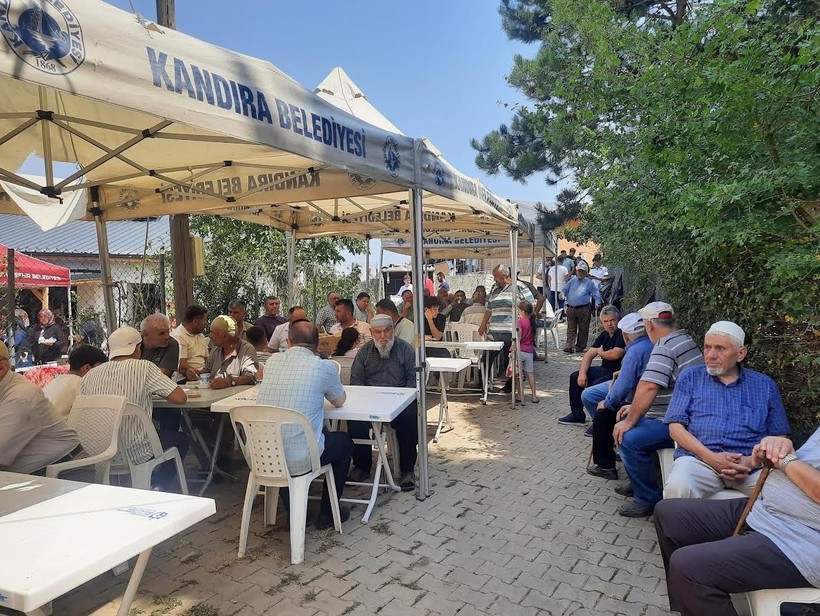 Kandıra’da köy dayanışmasının en güzel örneğini sergilediler