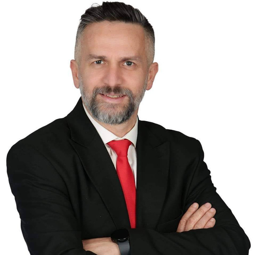 Kocaeli'de 25 dakikalık yolu 90 dakikada giden meclis üyesi, “Bizi kurtarın” diye haykırdı