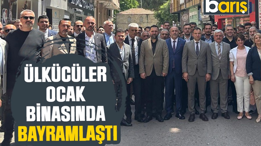 Ülkücüler ocak binasında bayramlaştı